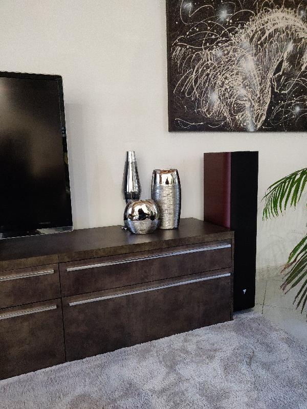 Entièrement satisfait de mon achat lampe Astro metallique
