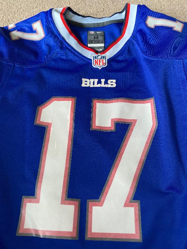 NFL jersey and cap