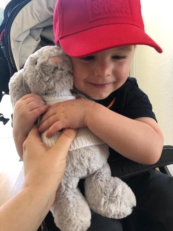 Fabulous service and the bunny was lovely quality my grandson loves it..