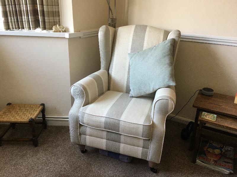 Delivered my item nice and early. Very happy with new purchase.