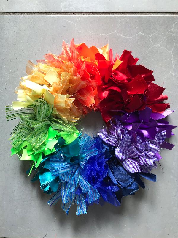 Great service and the wreath kits are easy to make up.