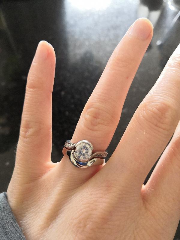 Beautiful bespoke wedding ring service