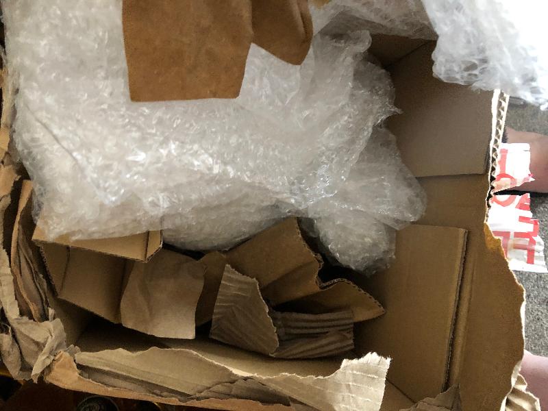 Bad box too use was too weak bottles smasheD