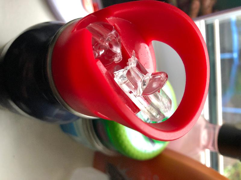 Bottle lids were very flimsy