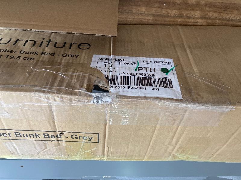 Terrible service. Item damaged.