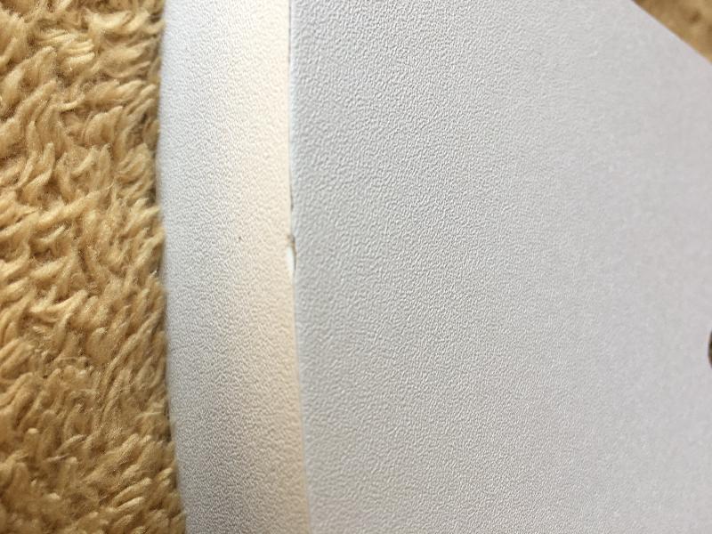 Both of the shelves are damaged very disappointed