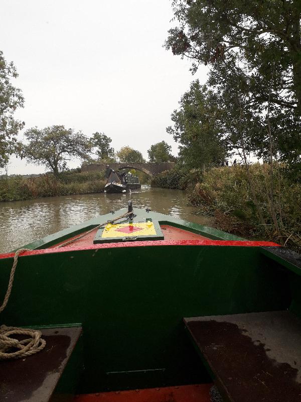 Very relaxed, the oxford canal was very winding but not busy. Stunning!
