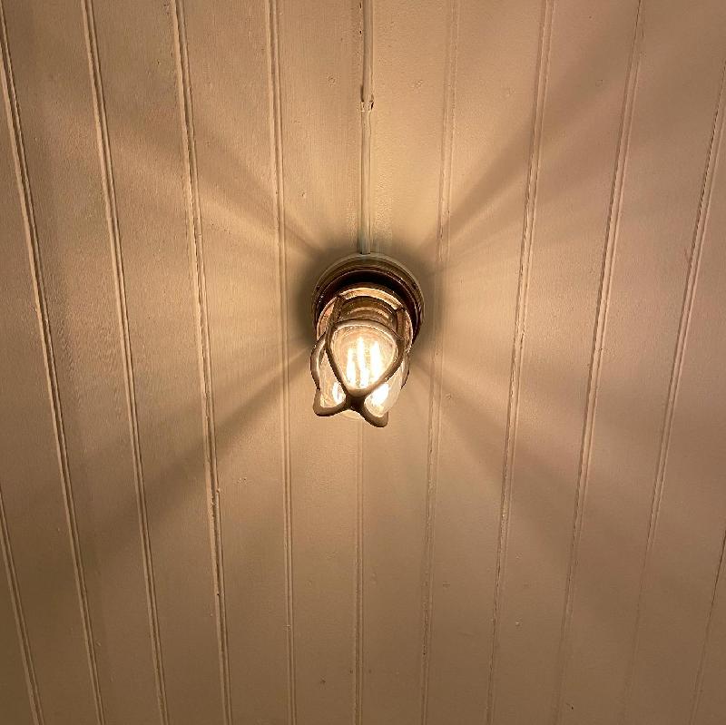 Timeless design. Very good quality. Excellent finnish.