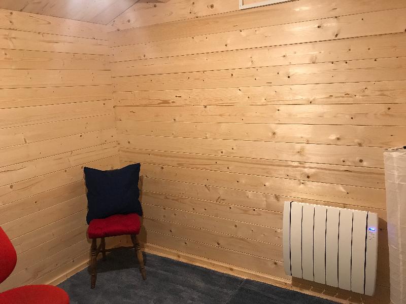 Perfect radiator for log cabin office
