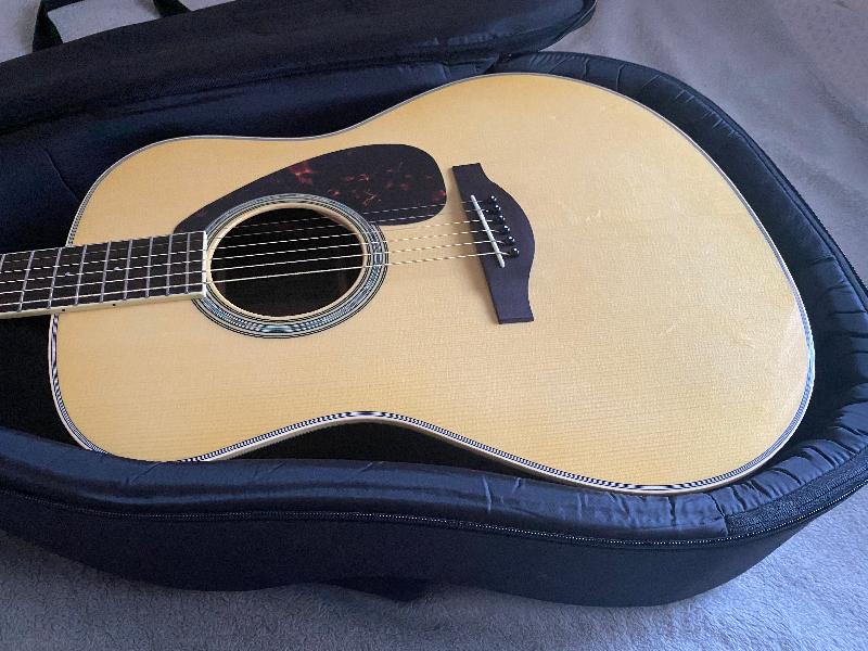 Great service. Amazing guitar!