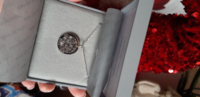 A lovely piece, presented lovely too, so happy with it