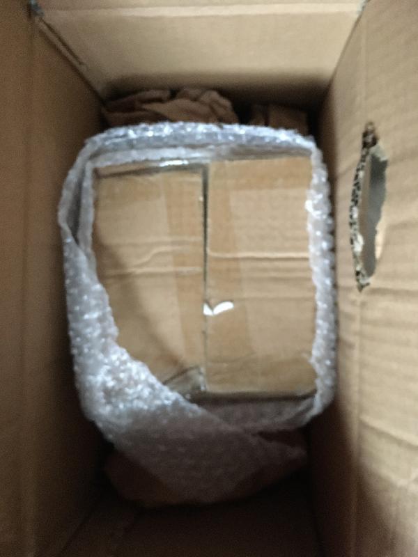 Packed very well, what you’ve ordered is shown on box