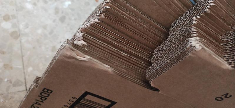 El envio ha llegado defectuoso.