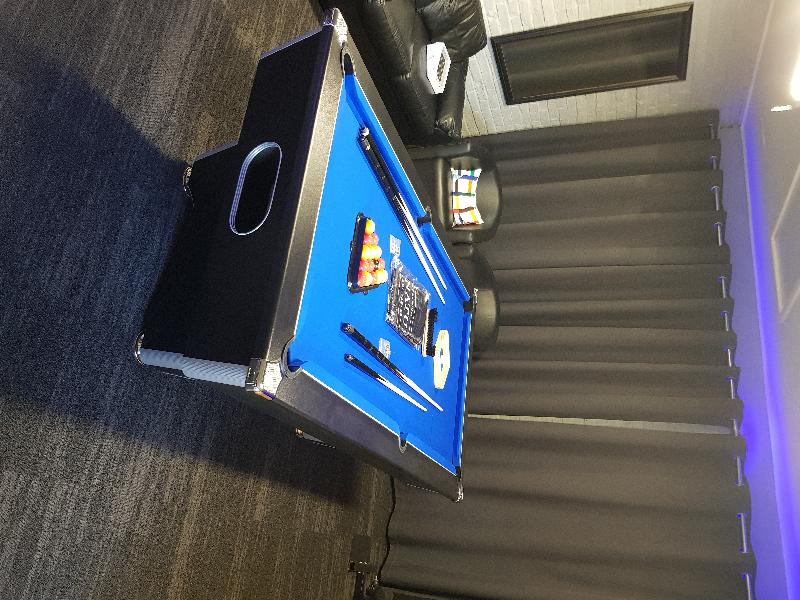 Excellent Pool Table