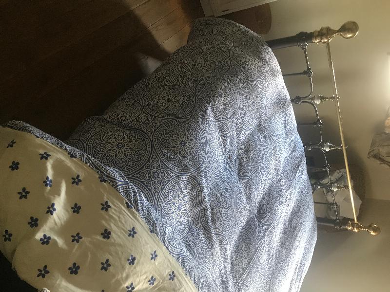 Lovely bed so happy with it I’m going to order another for my daughter