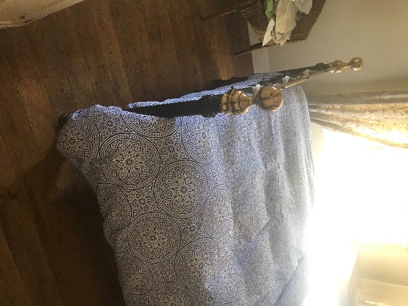 Lovely bed so happy with it I’m going to order another for my daughter
