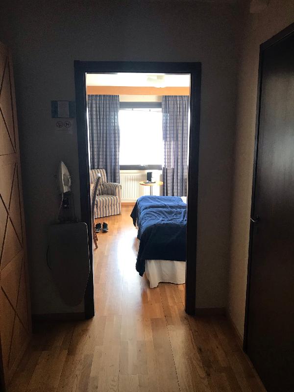 Besökte Bellevue hotell i Hjo, ligger direkt på Vätterns strand och hamn.