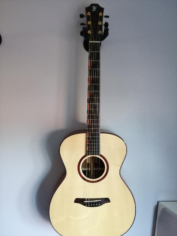 Martin d 42