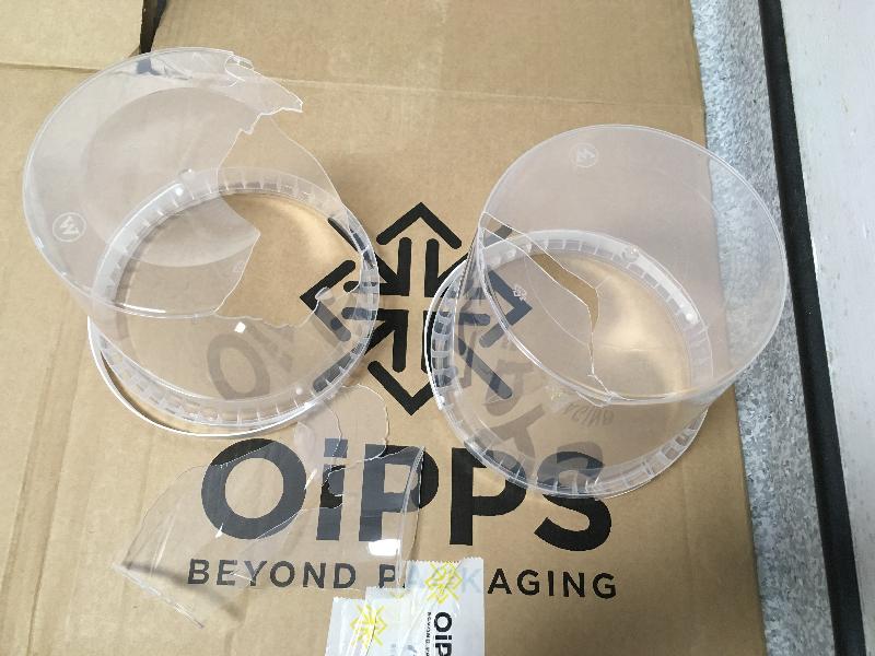 Company did not respond to email regarding damaged goods