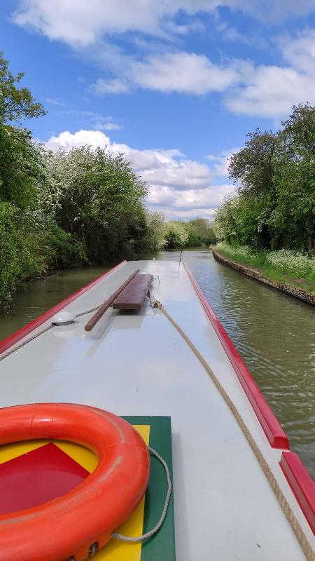 A wonderful week on the Grand Union Canal on our favourite boat!