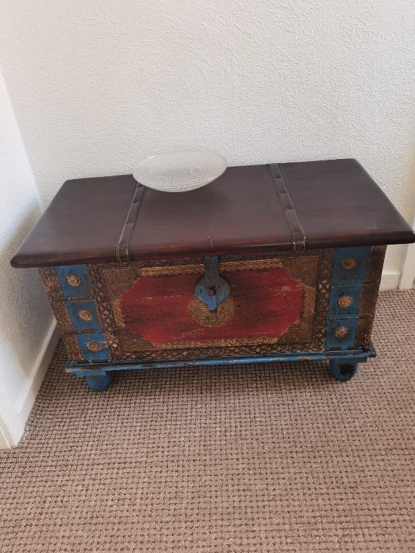 Lovely chest,  it's as described on the website.