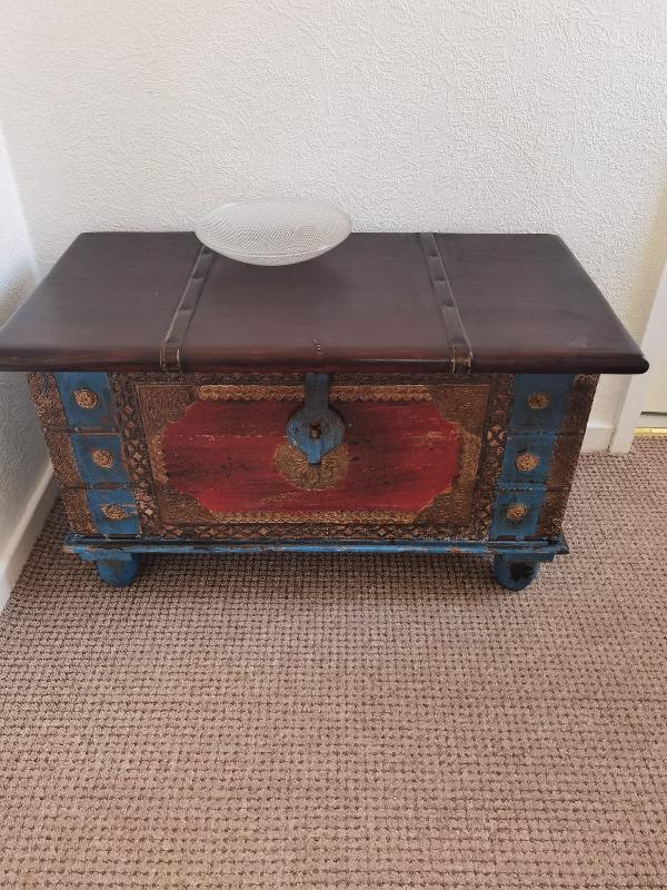Lovely chest,  it's as described on the website.