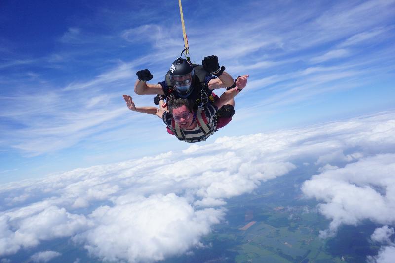 tandem skydive