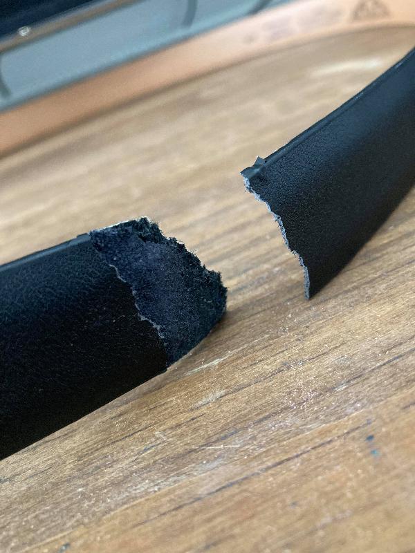 wrong sizes and poor quality belt