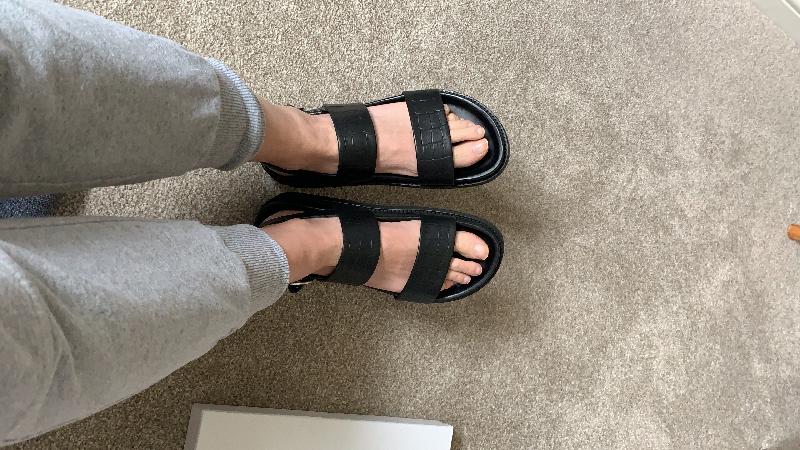 Great shoes that fit properly, thank you!