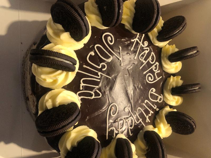 Fantastic value birthday cake, tasted amazing!!