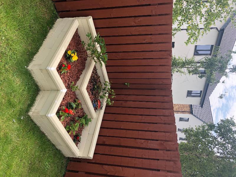 2corner raised beds