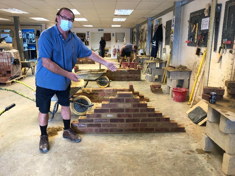 Excellent working facilities with all the requisite tools to hand.