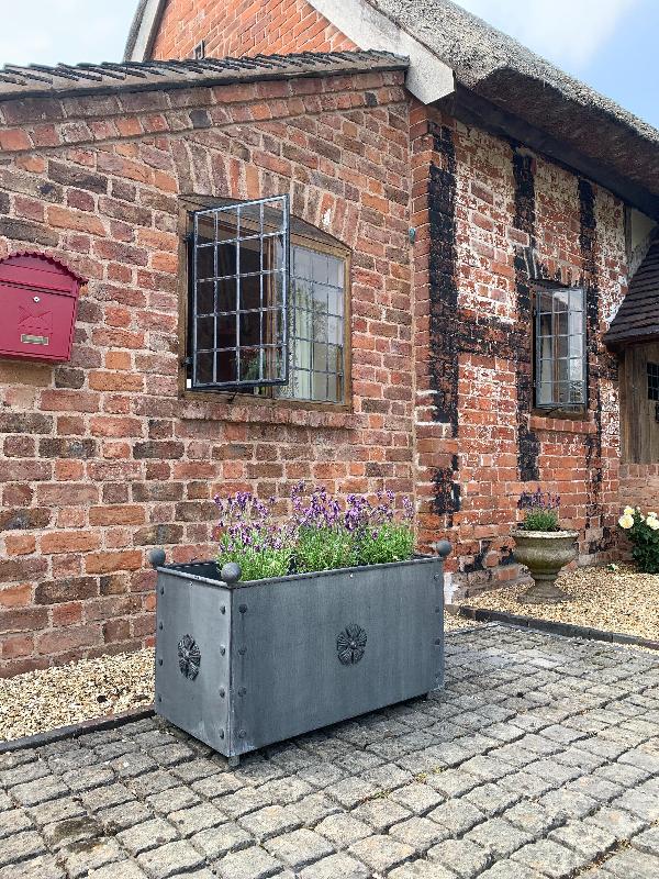 Stunning Trough