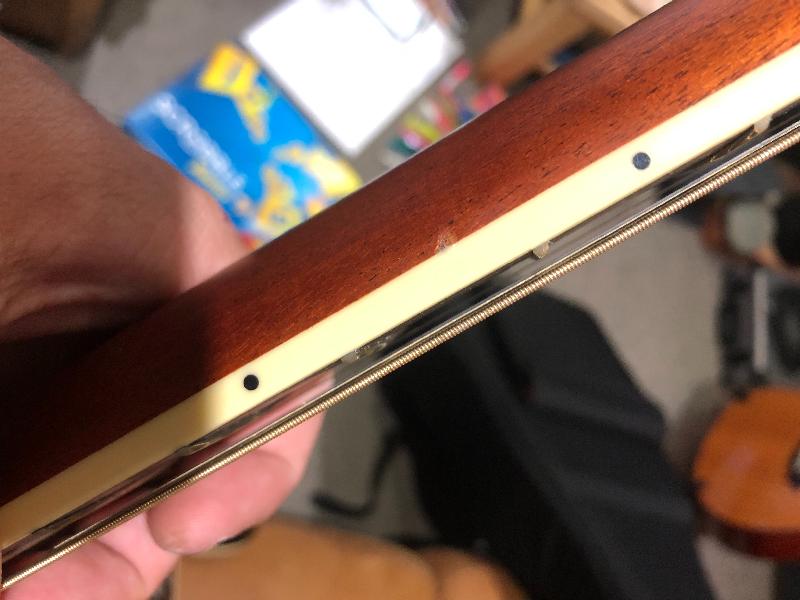 Great guitar, delivered on time :)
