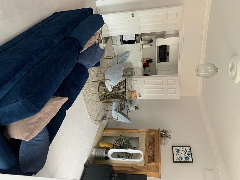 Perfect pad in equally perfect location.