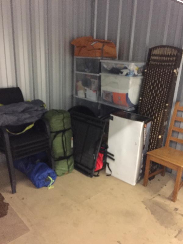 I am very pleased with the service and the possibility of storing my things