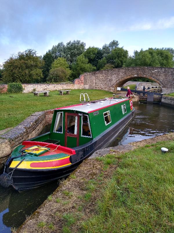Relaxing family holiday on a lovely barge in a great location.