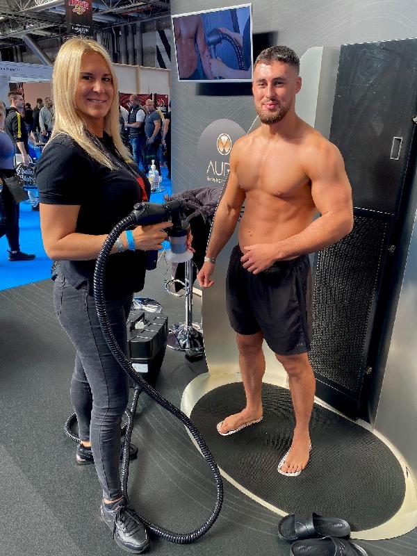 Arnold Sports Festival Model for Spray-tanning