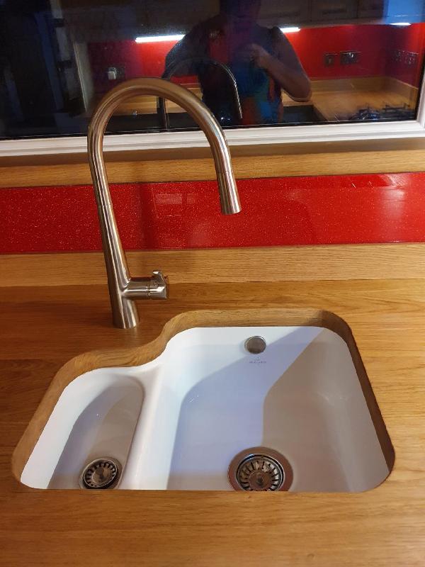 Beautiful sink and quick delivery