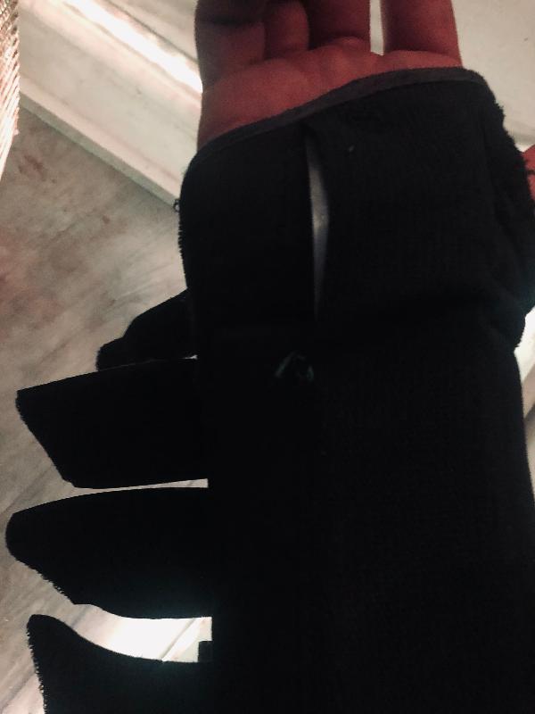 Seams ripped open within 2 days of wearing it.