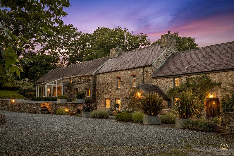 Setting a new standard for Estate Agents in West Wales!