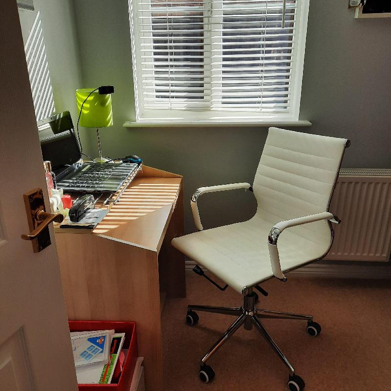 Small and neat office chair