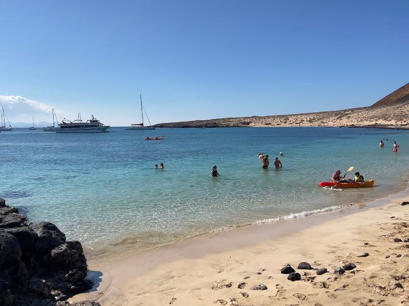 Super holiday on board Iona