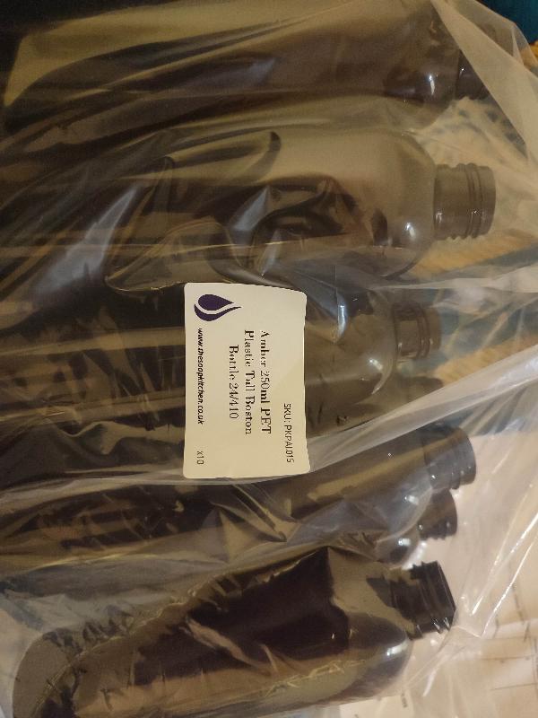 Tall Boston Bottle, PET Plastic, Amber, 250ml, 24/410 Neck, Pack of 10