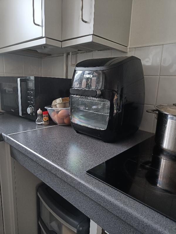 A good appliance that makes cooking easy.