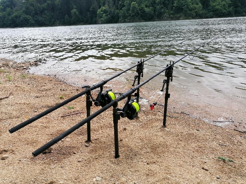 Shimano ultegra 5500 XTD are excellent reels. I have sonik xtractor 3.25lb