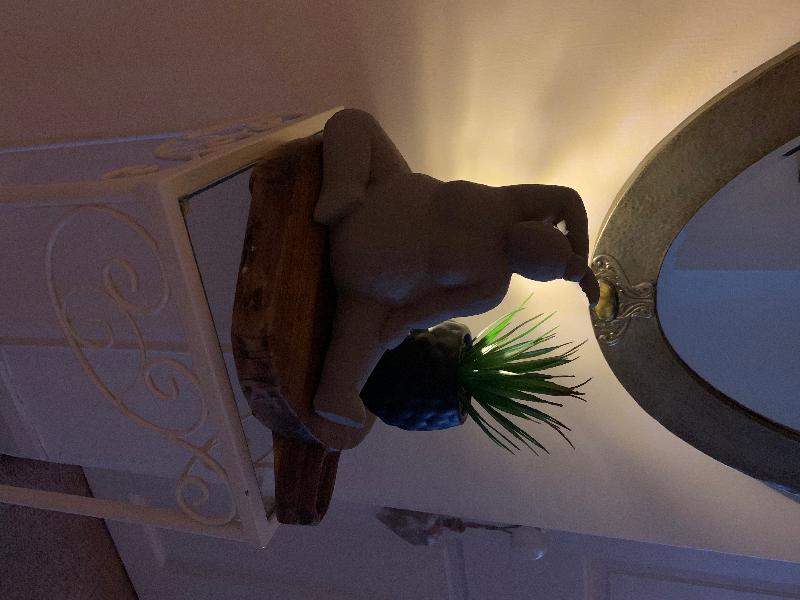 Laney sculpture