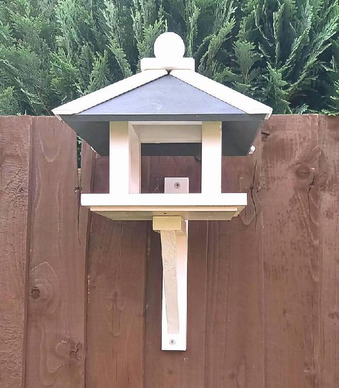 Greenwich Bird Table