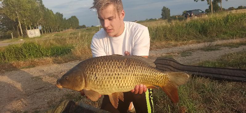 Nash citrus dag van bezorging van Angling  Direct. 2vissen in het ne
