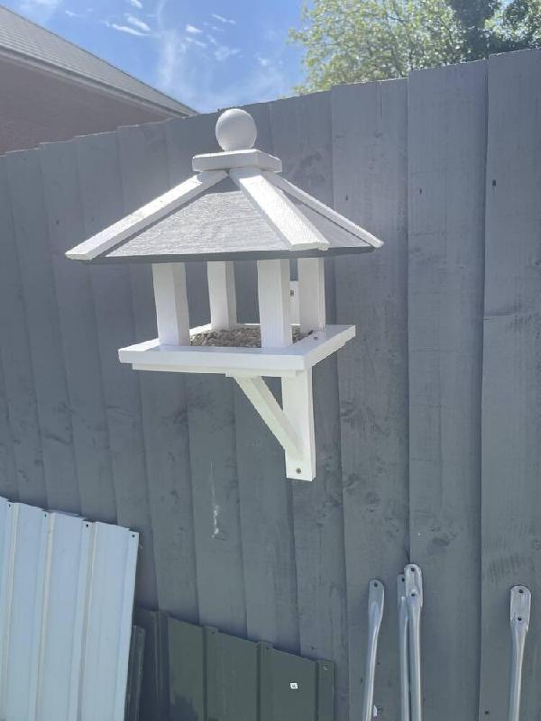 Greenwich Bird Table